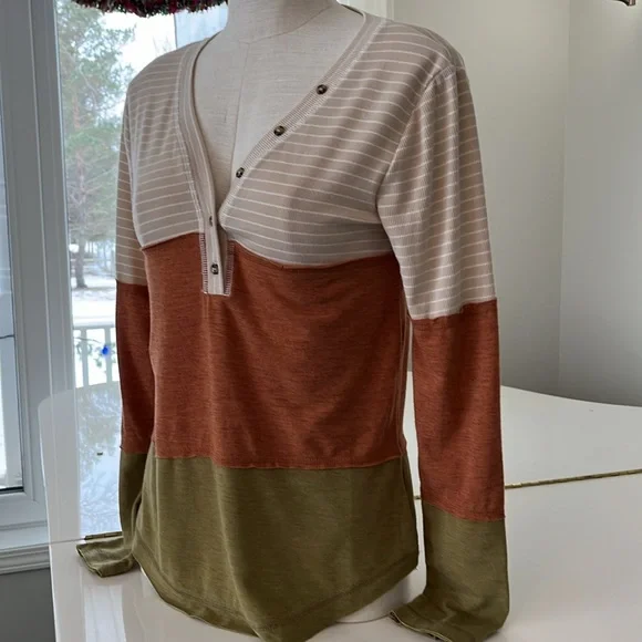 Hem & Thread 1/4 button top size small - Picture 5 of 6